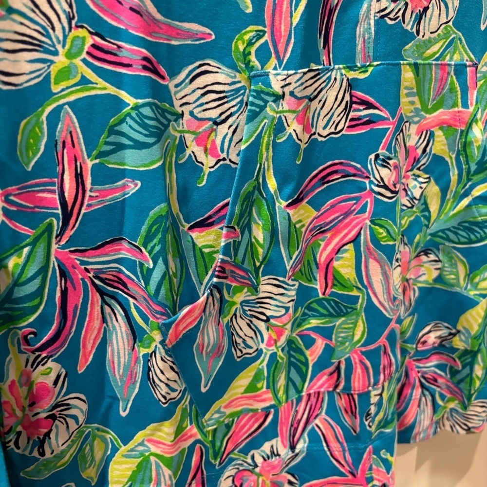 Lilly Pulitzer Luxletic Cassi Popover - Picture 3 of 7